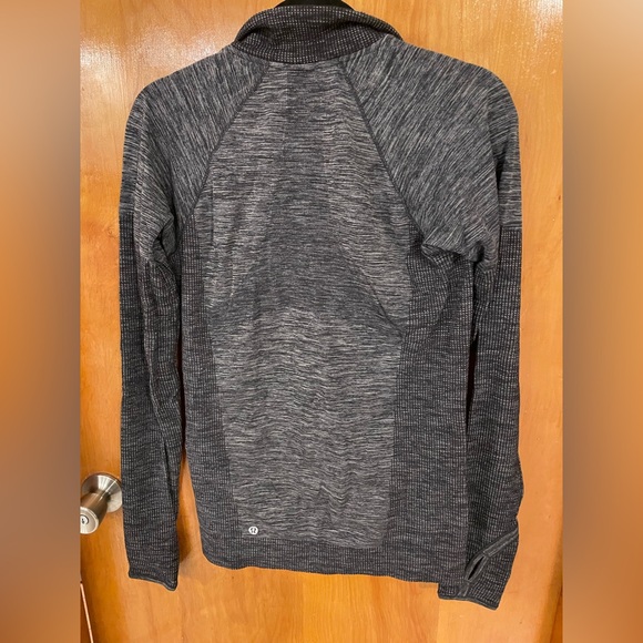 Lululemon Swiftly Wool 1/2 Zip - Picture 4 of 6